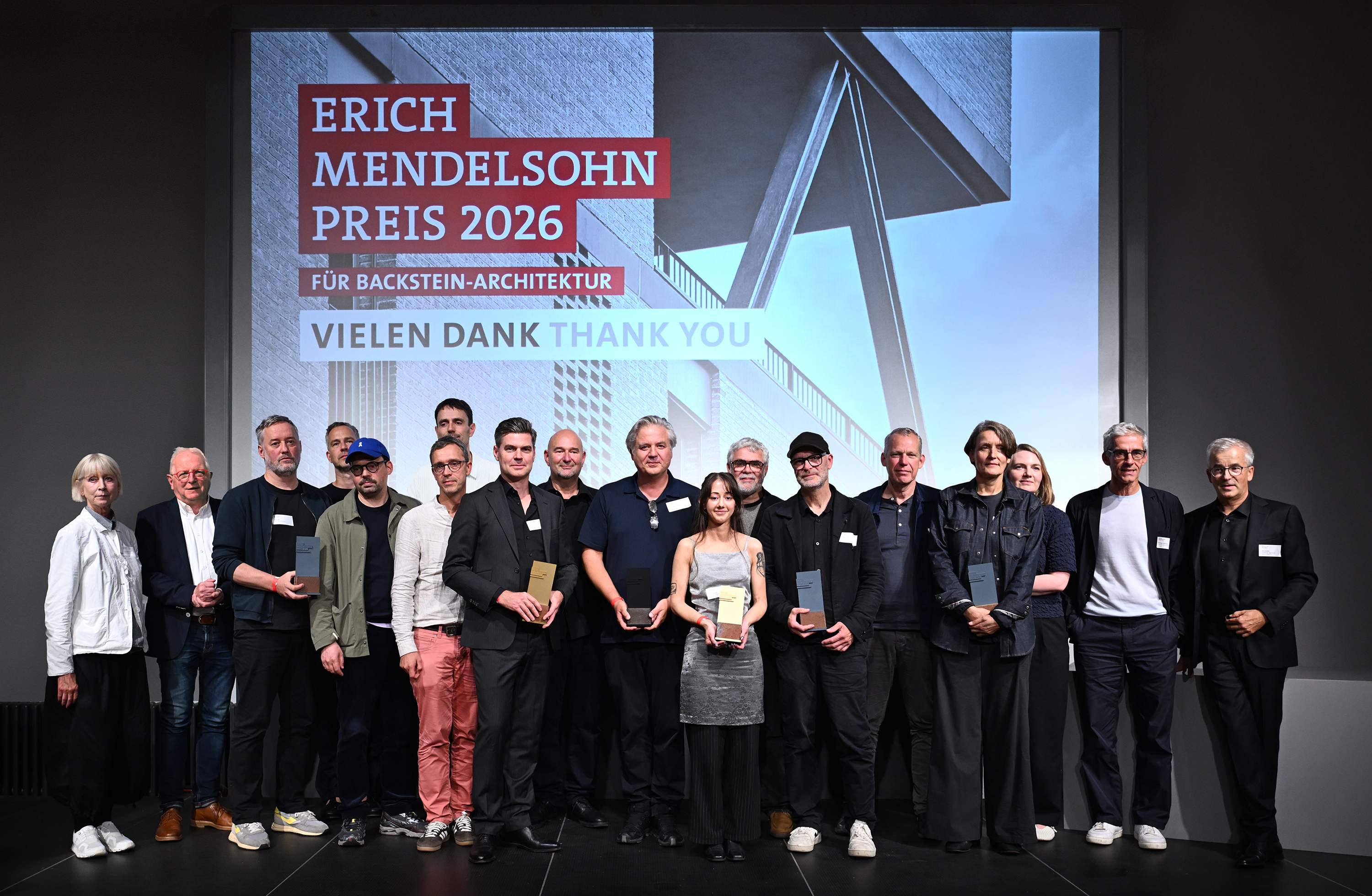 Zwei Erich-Mendelsohn-Preisträger mit Hagemeister-Klinker